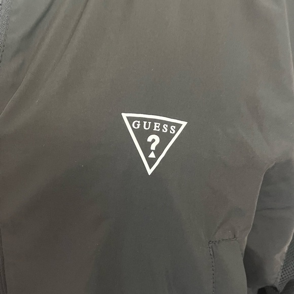 Guess Black Hooded Crop Lightweight Jacket Sz S - Picture 4 of 7